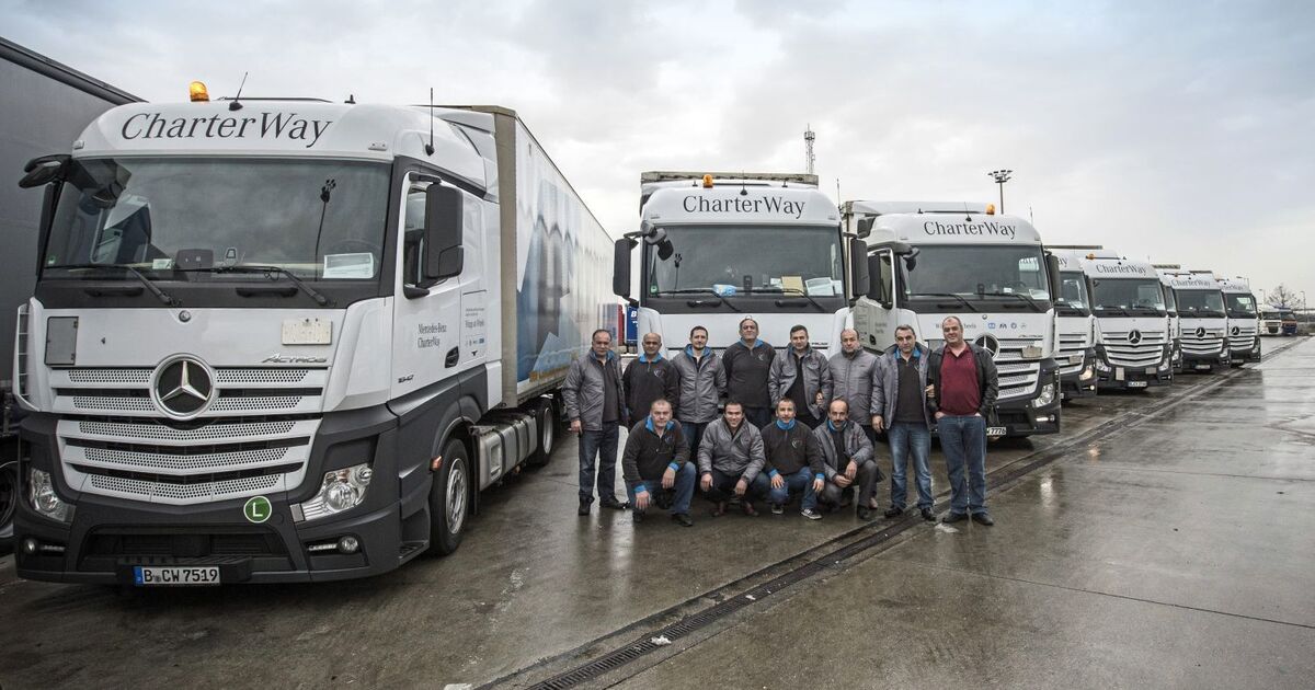 Daimler Unterstutzt Fluchtlinge Hillfskonvoi An Syrische Grenze Eurotransport