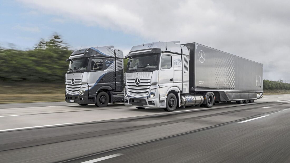 Entwicklungsmeilenstein erreicht: Daimler Truck testet Brennstoffzellen-Lkw mit FlüssigwasserstoffDevelopment milestone: Daimler Truck tests fuel-cell truck with liquid hydrogen
