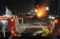 FF_0514_Bilder_Schwerpunkt_Sicherheit_Unfall_Feuer_Lkw_Feuerwehr