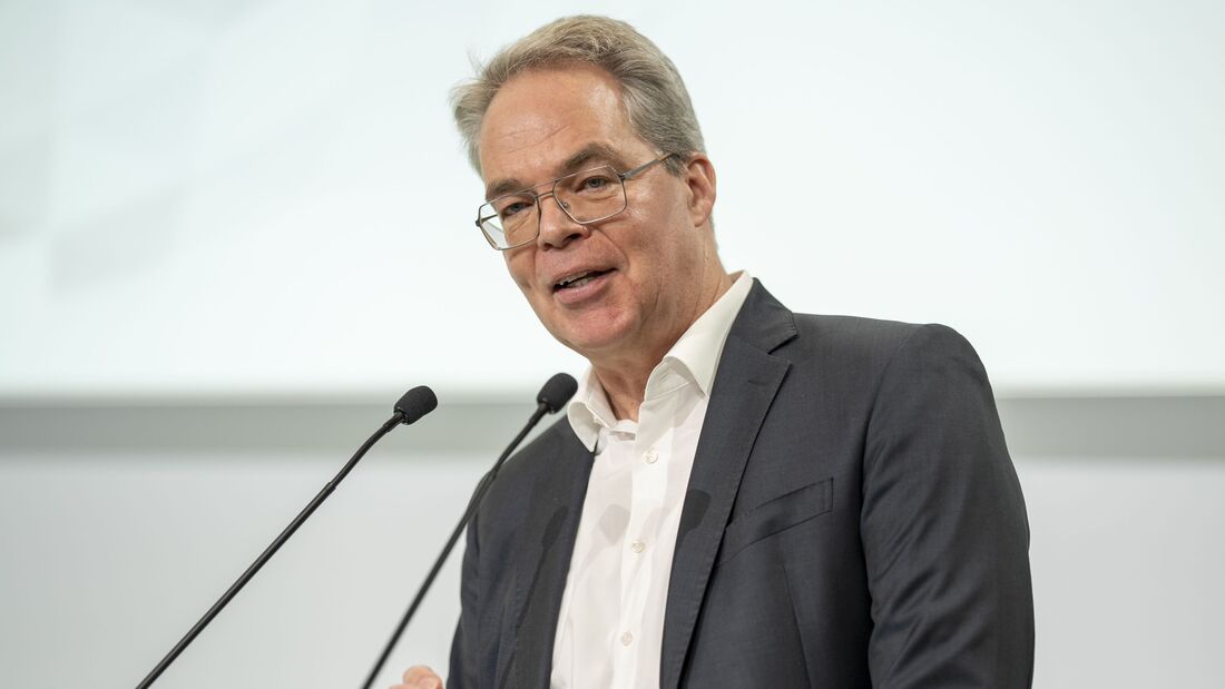 Jann Fehlauer, Geschäftsführer DEKRA Automobil GmbH