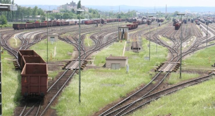 Mofair: Bahn beutet Wettbewerber aus