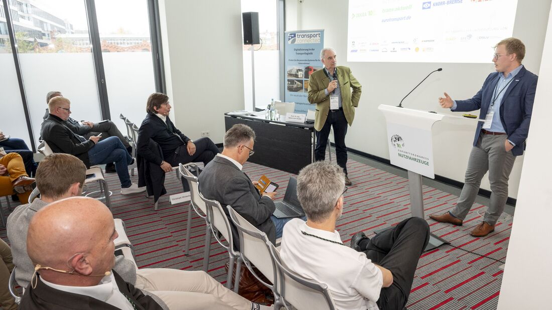 Prof. Dr. Dipl-Ing. Heinz-Leo Dudek, Prorektor / Dekan Fakultät Technik Duale Hochschule Baden-Württemberg Ravensburg, Maximilian Bayerlein, Group Lead Alternative Powertrain Technologies, Production Engineering of E-Mobility Components (PEM) RWTH Aachen University