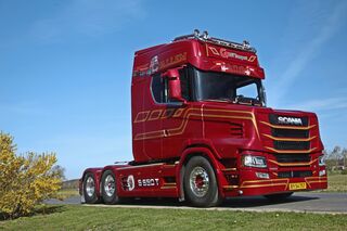 https://imgr2.eurotransport.de/Scania-S650T-Hauber-Supertruck-FF-7-2019--bigMobile-5346e220-319107.jpg