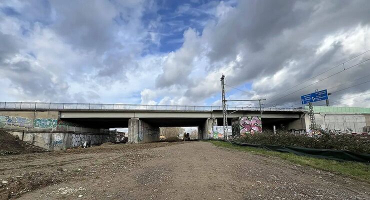 Schlachthofbrücke an der A40 bei Bochum