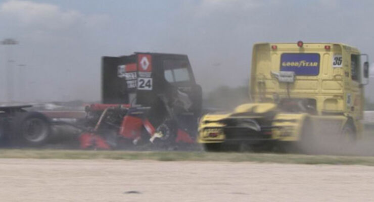 Spektakuläre Truck Race Unfälle