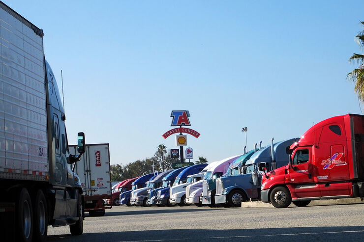 TA-Petro Truckstop in Ontario, Kalifornien