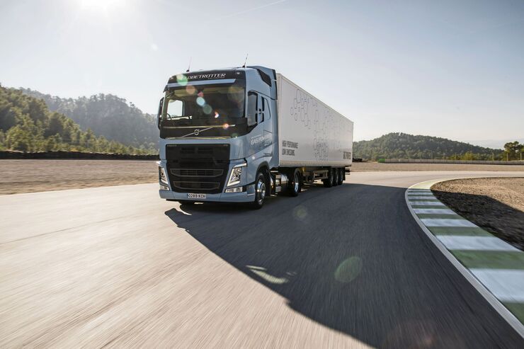 Volvo Trucks LNG FH und FM Euro 6