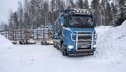 sisu, skandinavien, finnland, 90 tonnen, schwertransport, holz, timber, lumber